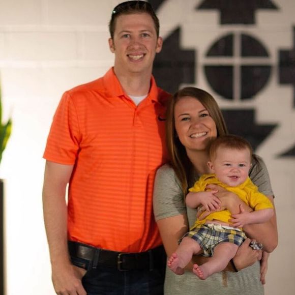 Meet your Posher, Stephanie - Picture 1 of 1